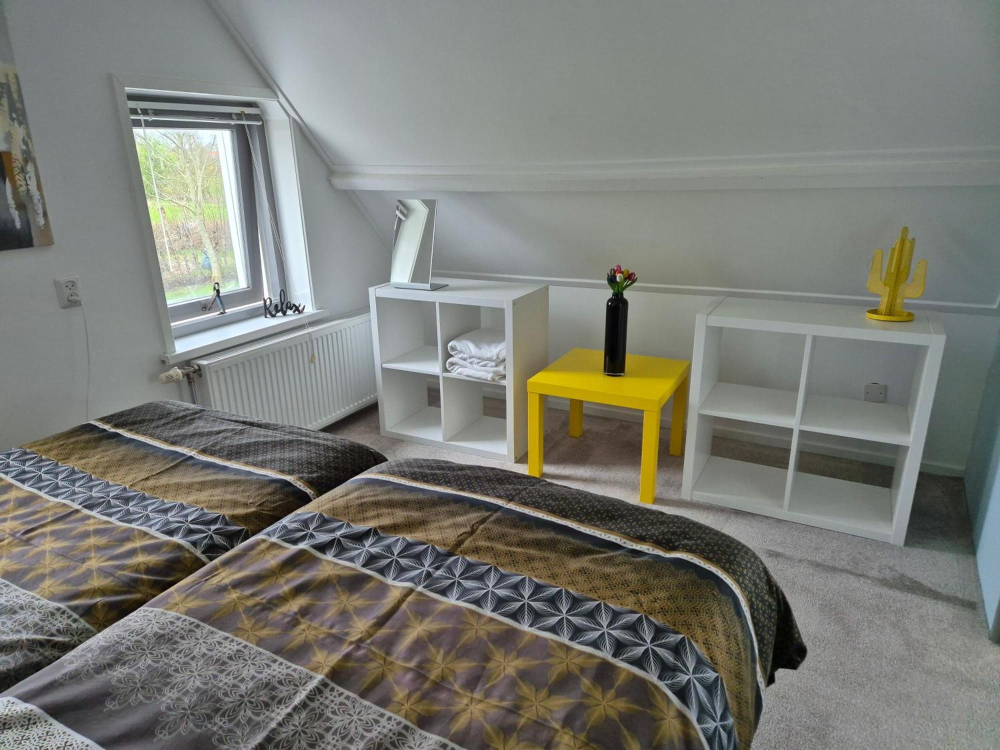 Vrijstaande Ruime Familiewoning Landelijk Gelegen Villa Lewedorp Екстериор снимка